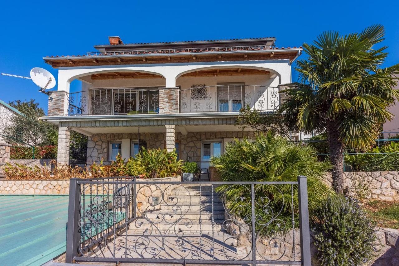 Apartman Ellen 3 Crikvenica Bagian luar foto