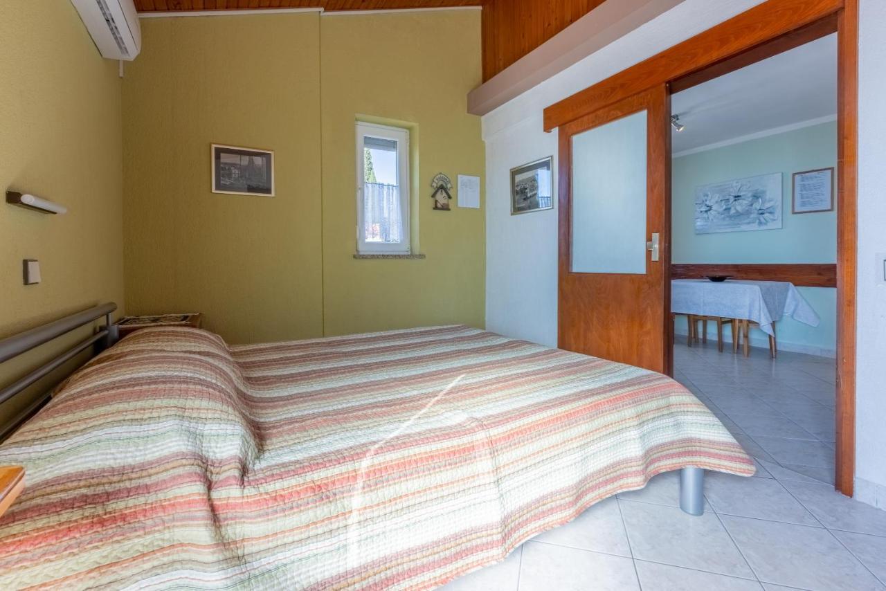 Apartman Ellen 3 Crikvenica Bagian luar foto